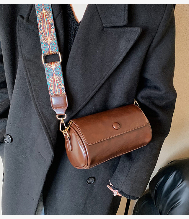 Vintage Shoulder Bag - Lightweight for Women in Bangladesh